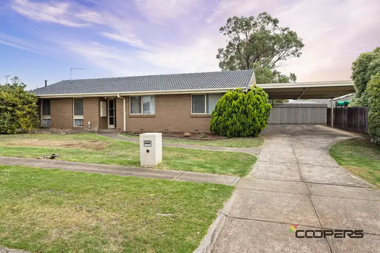 3 Empress Way, Melton West VIC 3337