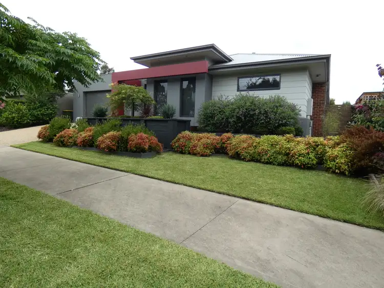 Second view of Homely house listing, 5 Rustic Pl, Bairnsdale VIC 3875