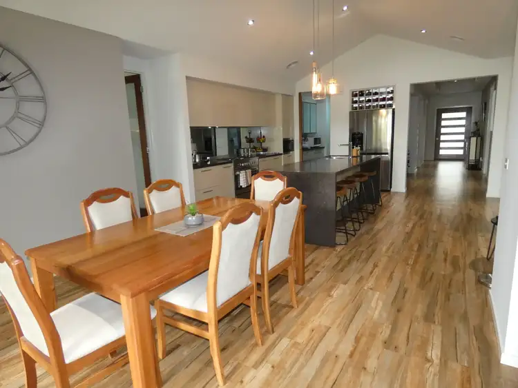 Sixth view of Homely house listing, 5 Rustic Pl, Bairnsdale VIC 3875