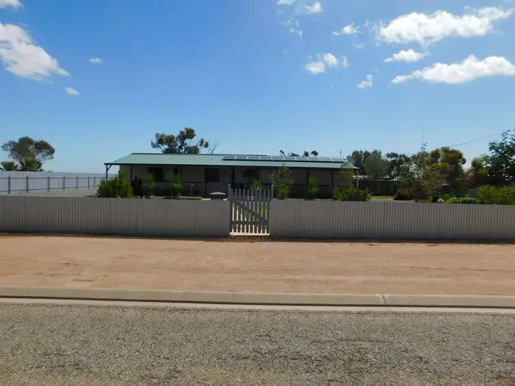 15 West Tce, Port Pirie SA 5540
