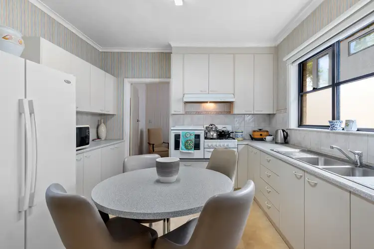 Fourth view of Homely house listing, 100 David St, Hampton VIC 3188