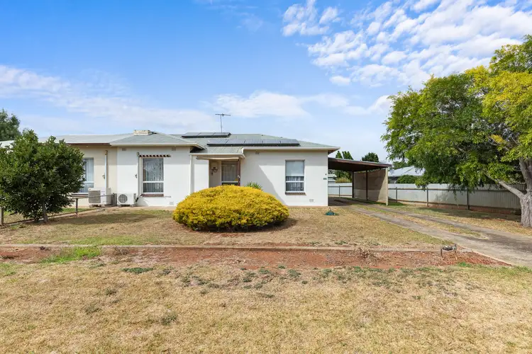 2 Mcpherson St