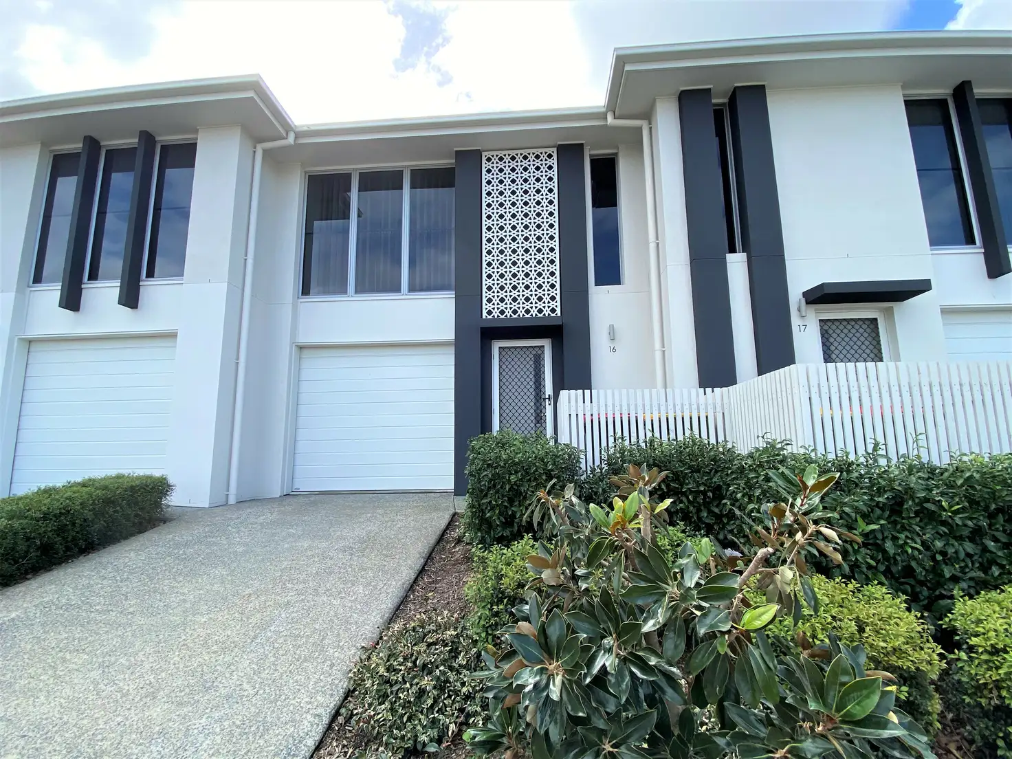 Main view of Homely townhouse listing, Unit 16/5 Angela Way, Pimpama QLD 4209