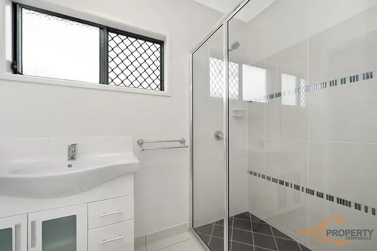 Sixth view of Homely house listing, 17 Barwick Mews, Deeragun QLD 4818