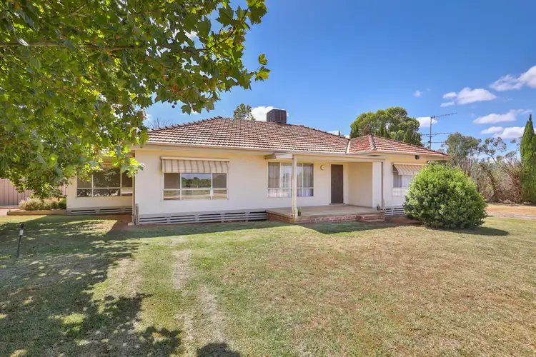Main view of Homely house listing, 125 Sunnycliffs Cres, Red Cliffs VIC 3496