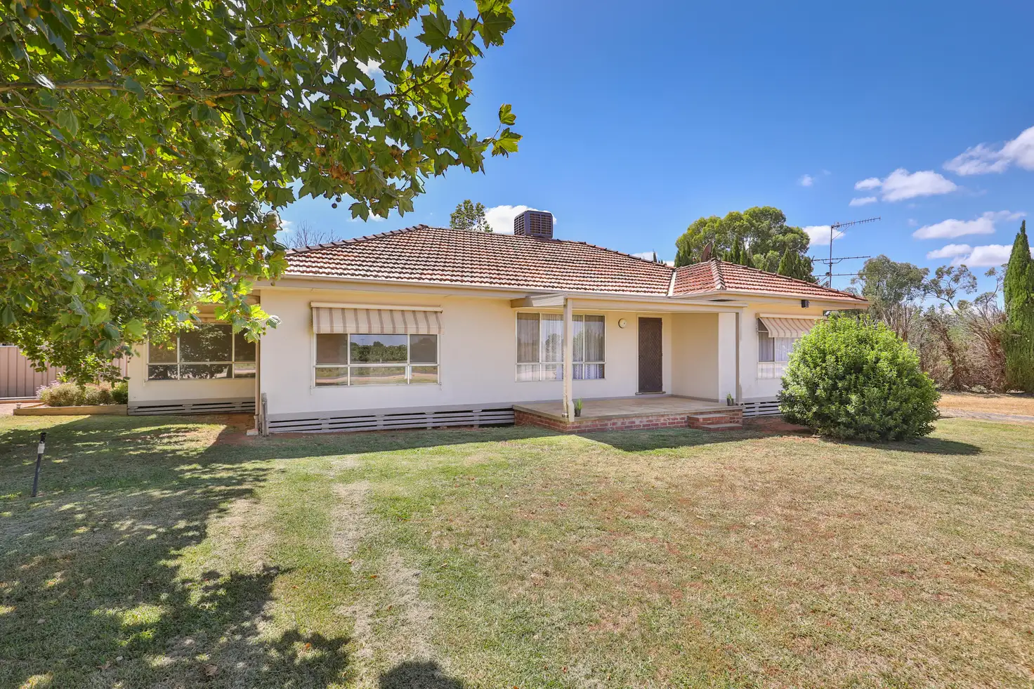 Main view of Homely house listing, 125 Sunnycliffs Cres, Red Cliffs VIC 3496