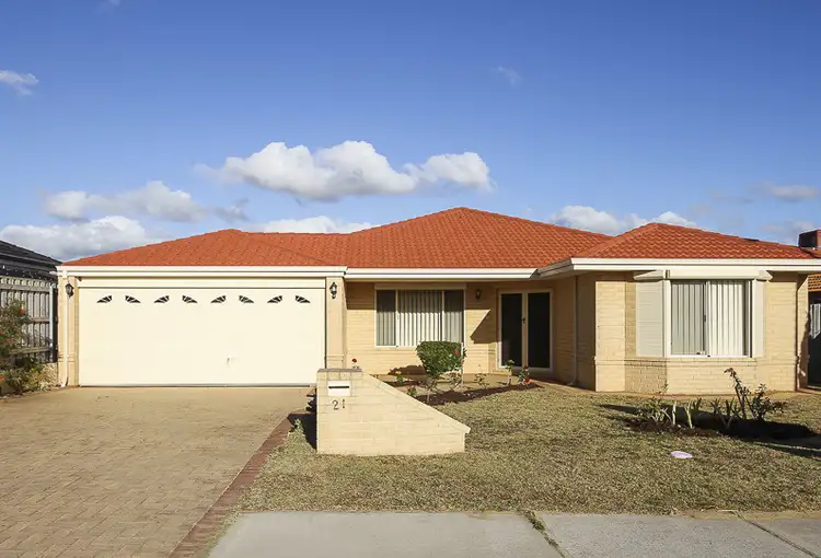 21 Burnett Dr, Clarkson WA 6030