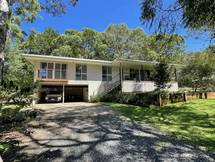 17 Hemp Hill Rd, Russell Island QLD 4184
