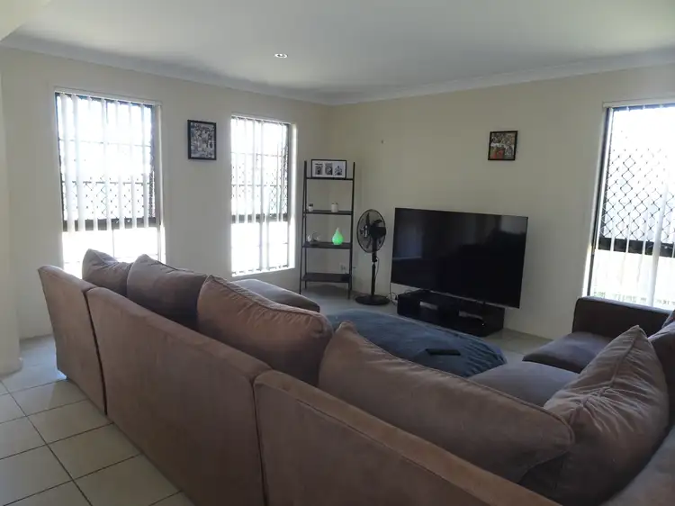 Second view of Homely unit listing, 5/12 Walnut Cres, Lowood QLD 4311