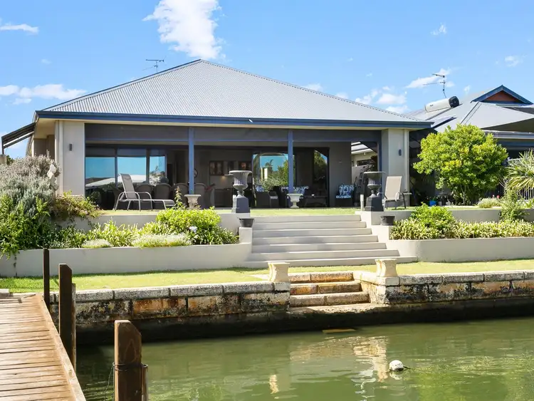 114 Murray Waters Bvd, South Yunderup WA 6208