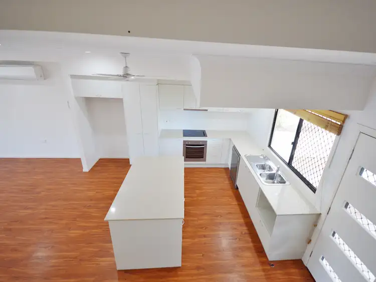 Fifth view of Homely townhouse listing, 10/18 Anzac Avenue, Rocky Point QLD 4874