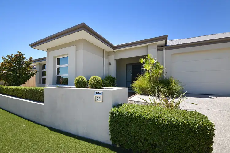36 Sacramento Pde, Hocking WA 6065