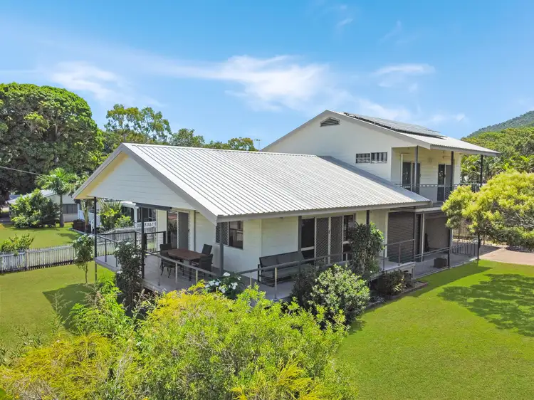 24 Birt St, Picnic Bay QLD 4819