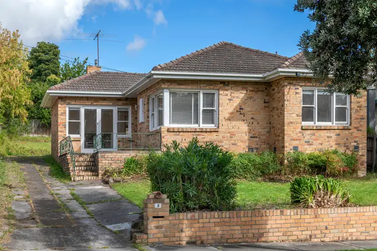 5 Morris Ave