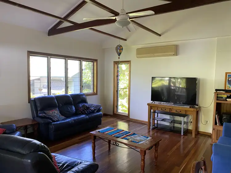 Fourth view of Homely unit listing, Unit 3/56 Hayles Ave, Arcadia QLD 4819