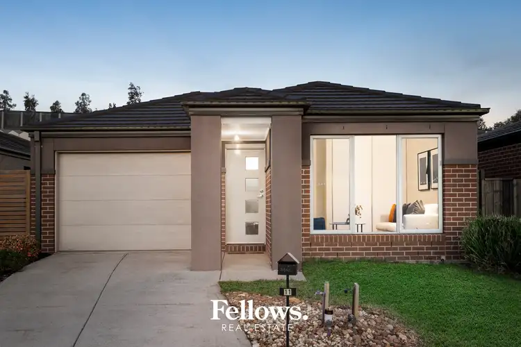 11 Hampshire Street, Officer VIC 3809