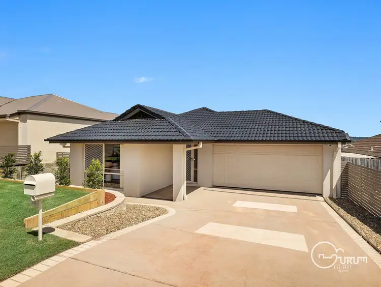 28 Treetops Ave, Springfield Lakes QLD 4300