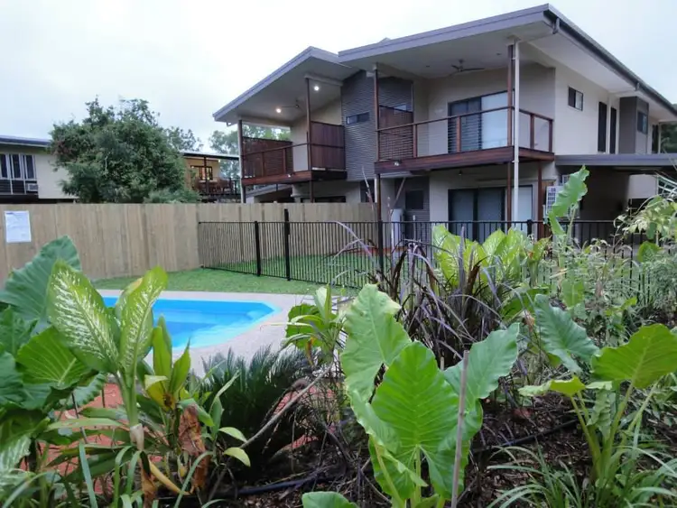 Main view of Homely unit listing, 2/63 Circular Way, Trunding QLD 4874