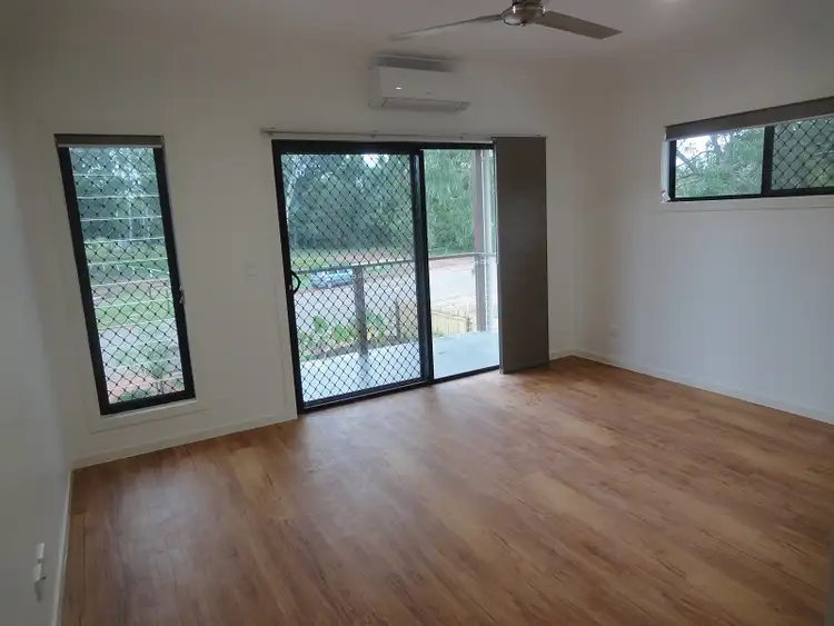 Fifth view of Homely unit listing, 2/63 Circular Way, Trunding QLD 4874