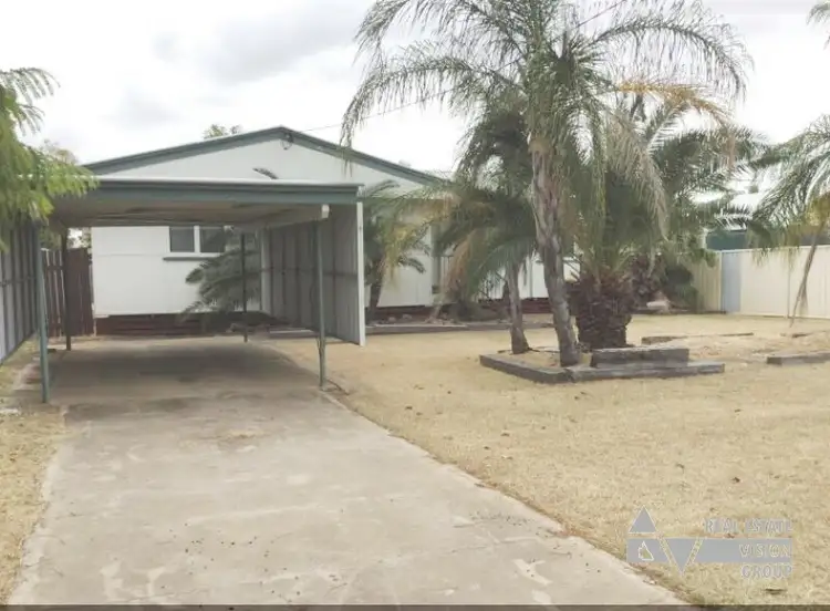 21 Fay St, Blackwater QLD 4717