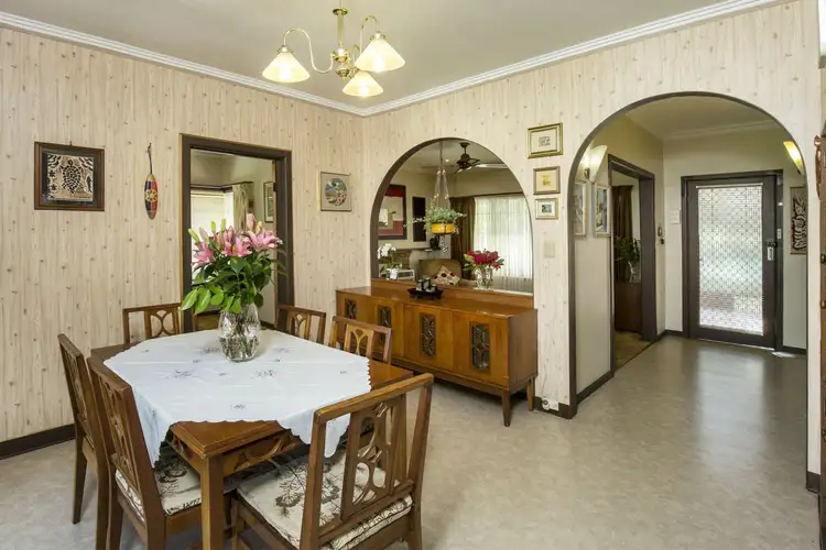 Fifth view of Homely house listing, 7 Arvern Avenue, Avondale Heights VIC 3034