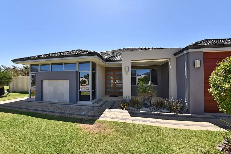 1 Loretta Fawy, Carramar WA 6031