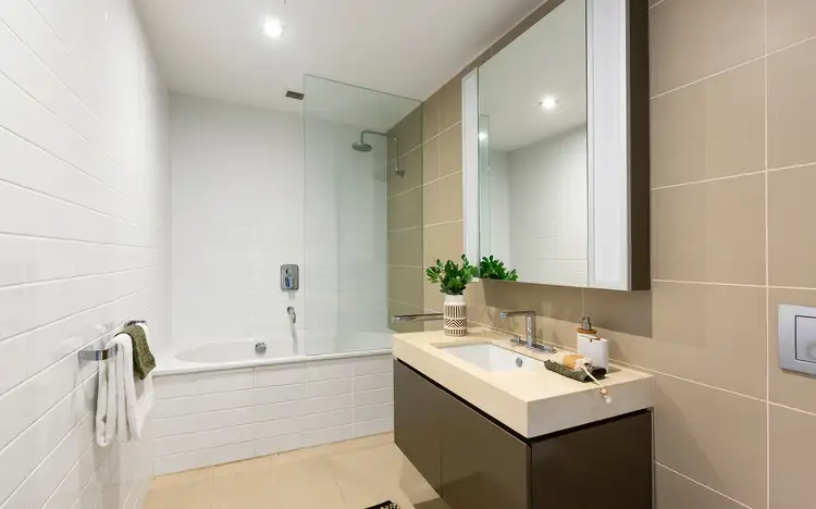 Sixth view of Homely apartment listing, Unit 5/32 Outer Cres, Brighton VIC 3186