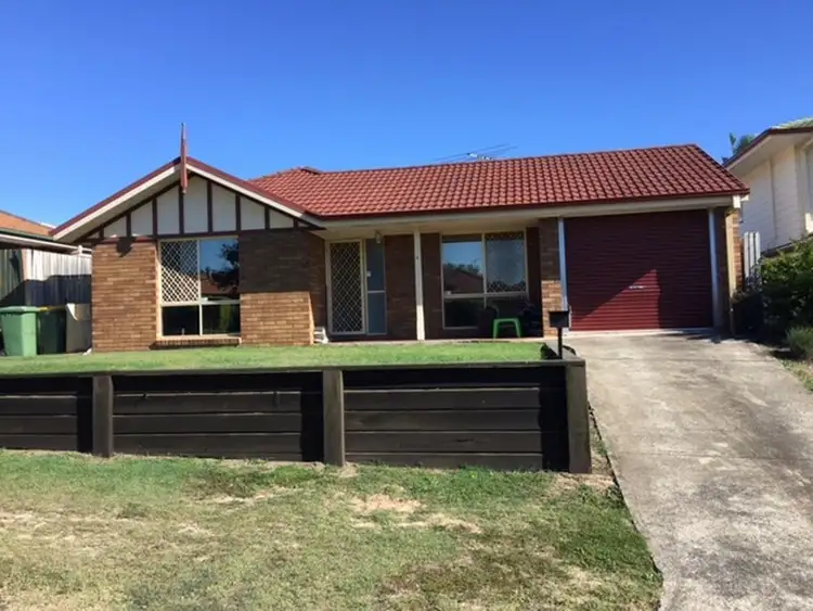 11 Ibrox Ct, Regents Park QLD 4118