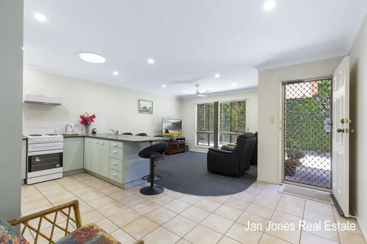 Fourth view of Homely unit listing, 2/5 Belvedere Street, Clontarf QLD 4019