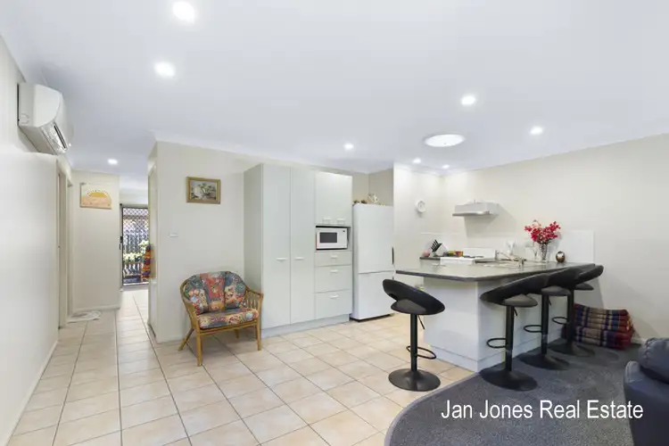 Fifth view of Homely unit listing, 2/5 Belvedere Street, Clontarf QLD 4019