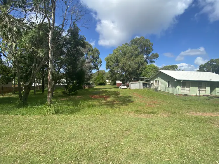 16 Patterson St, Russell Island QLD 4184