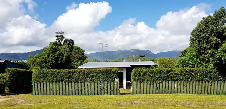 9 Leefe St, Cardwell QLD 4849