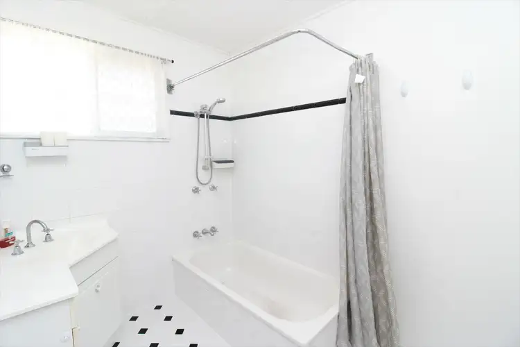 23 Beta St, Mount Isa QLD 4825