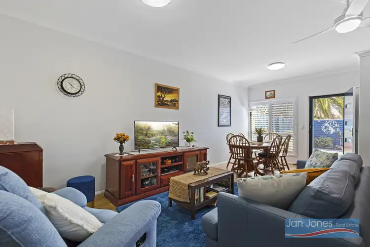 Sixth view of Homely semi-detached listing, 1/15 Eugenia Avenue, Rothwell QLD 4022