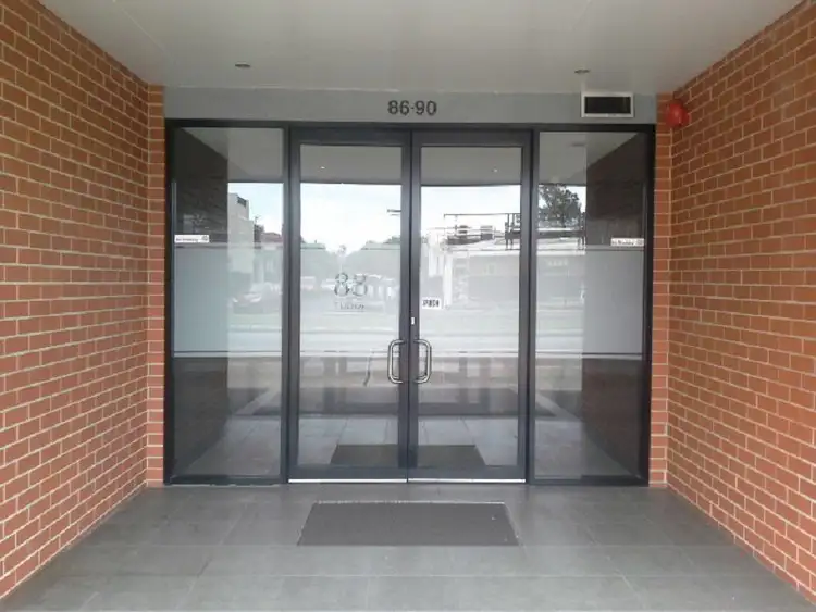 Main view of Homely unit listing, 4/86 Tudor Street, Hamilton NSW 2303