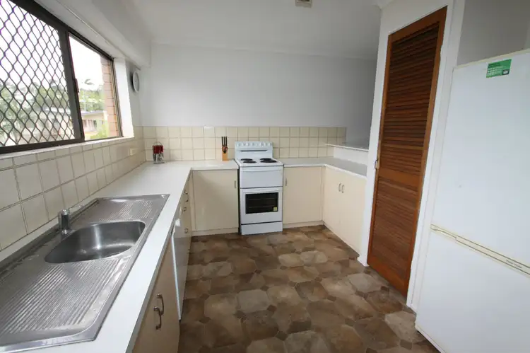 Main view of Homely unit listing, Unit 3/105 Cambridge Street, The Range QLD 4700
