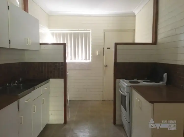 Third view of Homely unit listing, 5 Gibson Gr, Emerald QLD 4720