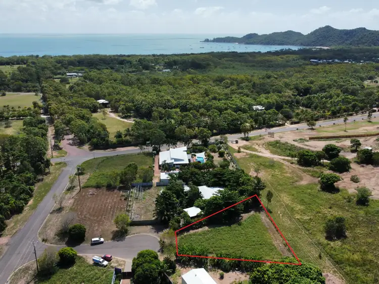 4 Stetan Court, Horseshoe Bay QLD 4819