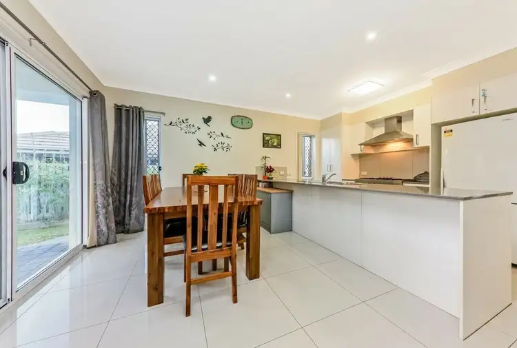 Fourth view of Homely house listing, 76 Anesbury St, Doolandella QLD 4077