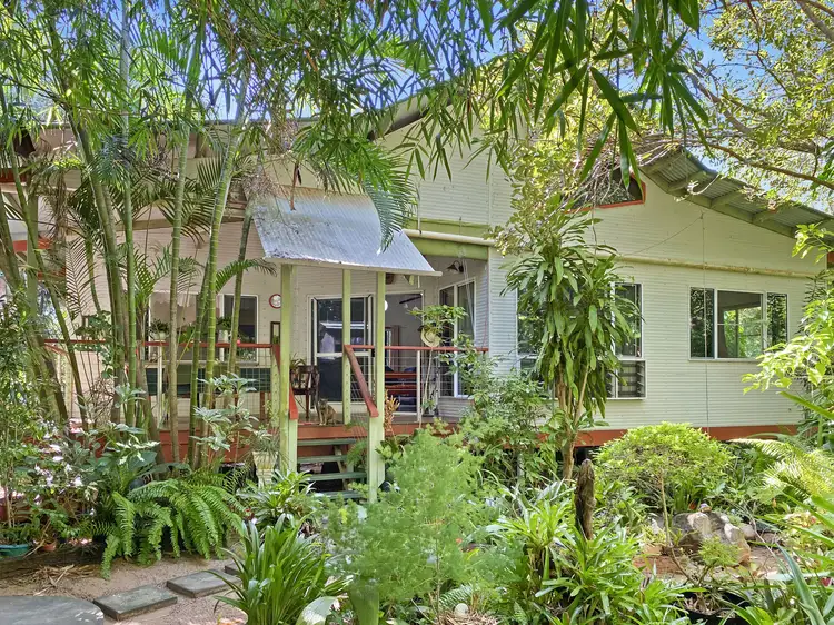 101-103 Swensen St, Horseshoe Bay QLD 4819