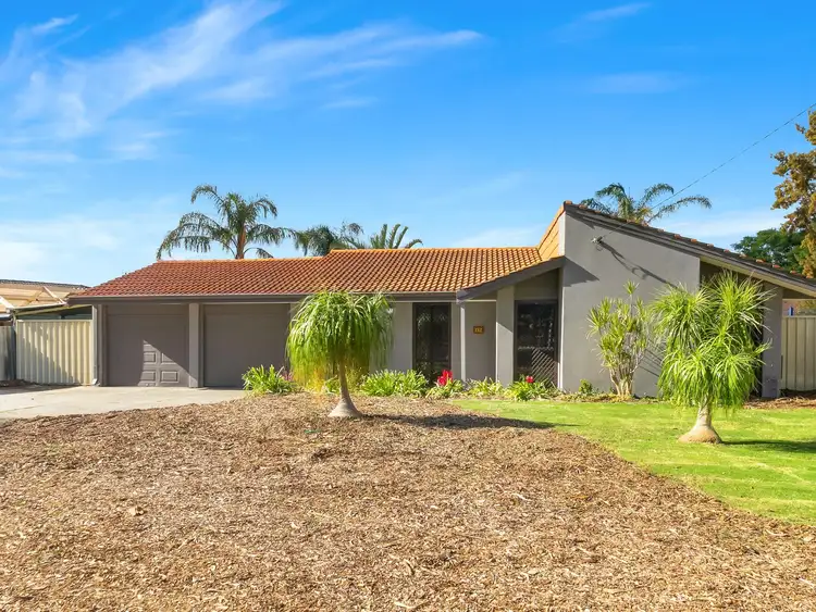 132 Cammillo Rd, Camillo WA 6111