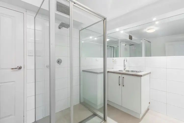 Fifth view of Homely unit listing, 4/66 Central Avenue, Maylands WA 6051