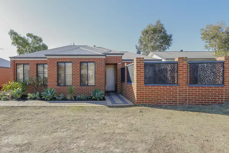 28 Newbury St, Balga WA 6061