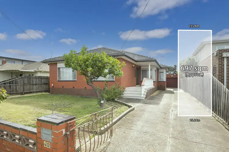 40 Robson Avenue, Avondale Heights VIC 3034