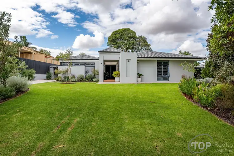 Second view of Homely house listing, 5 Avoca Close, Willetton WA 6155