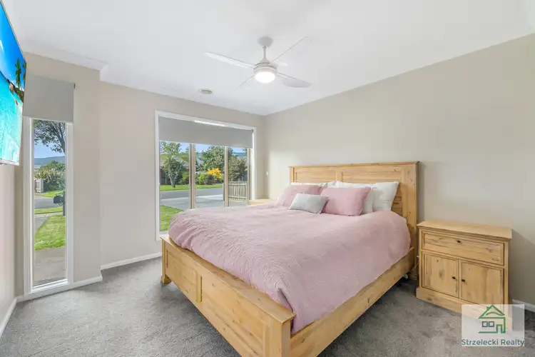 Fifth view of Homely house listing, 31 Hardy Dr, Trafalgar VIC 3824