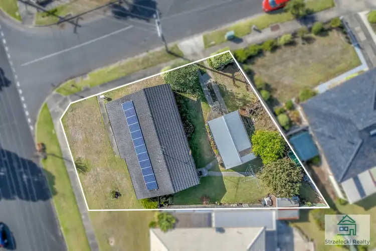 Second view of Homely house listing, 21 Acacia Way, Churchill VIC 3842