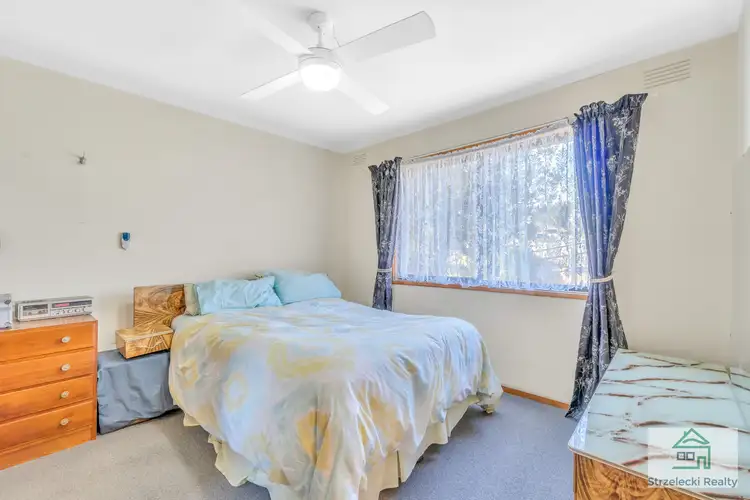Fifth view of Homely house listing, 21 Acacia Way, Churchill VIC 3842