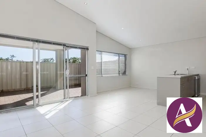 Fifth view of Homely villa listing, Unit 6/1 Lomax Ct, Beeliar WA 6164