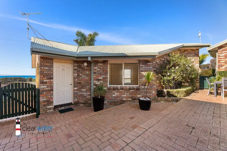 6 George St